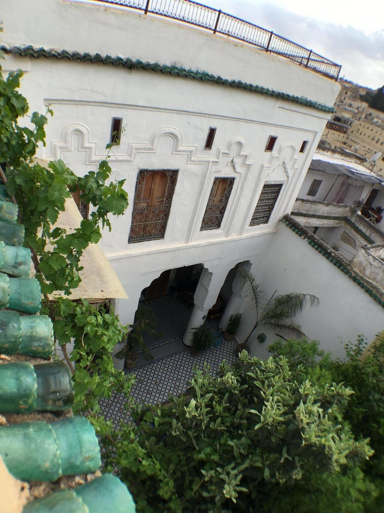 Отель R'Mila Medina Fez Экстерьер фото