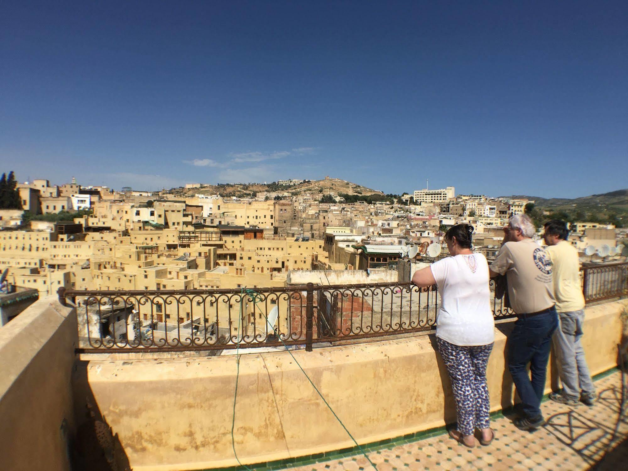 Отель R'Mila Medina Fez Экстерьер фото