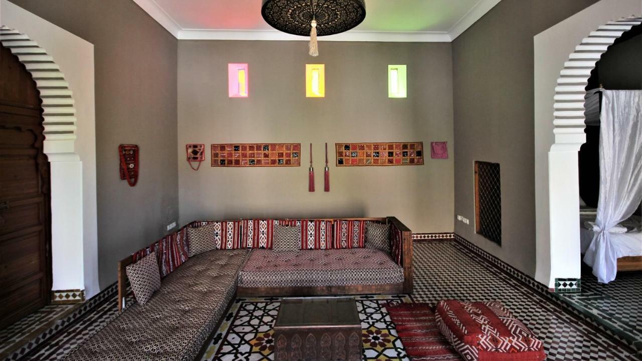 Отель R'Mila Medina Fez Экстерьер фото